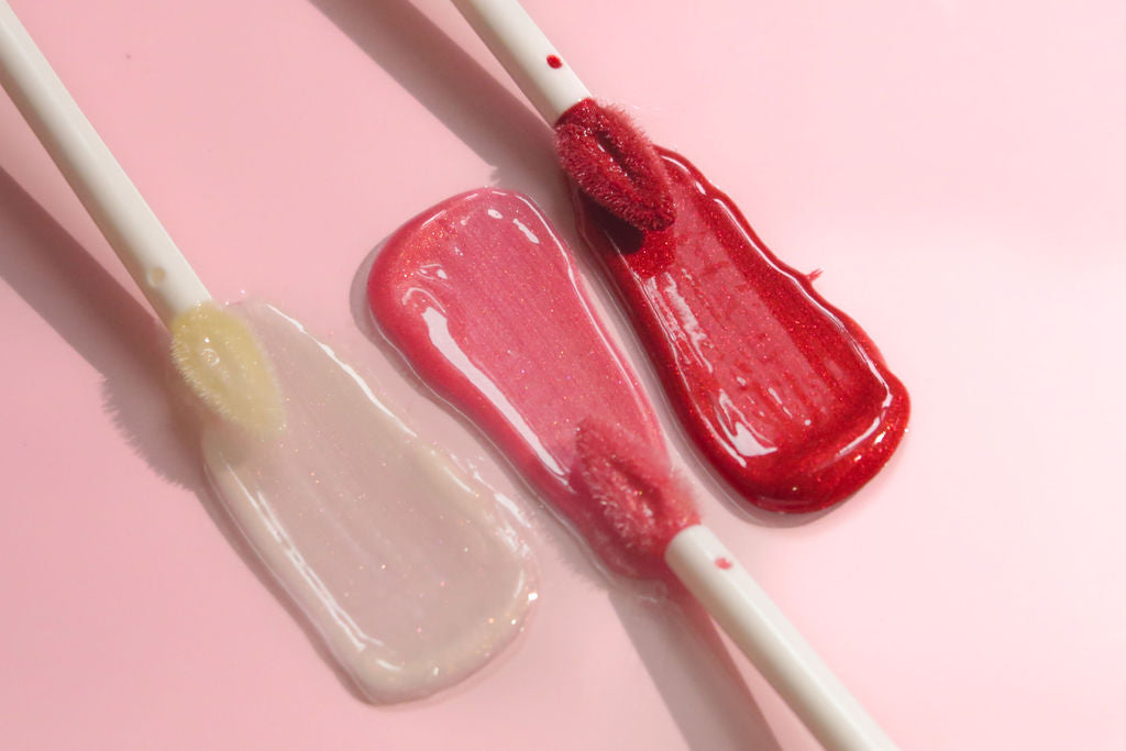 Brillo labial voluminizador con ácido hialurónico, rosa empolvado