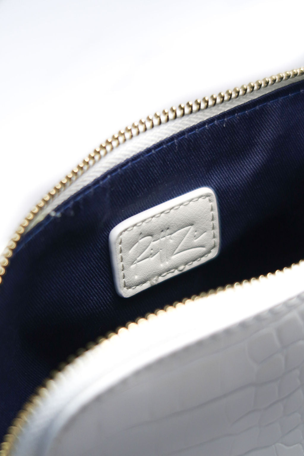 Snow Royale Crocodile Cosmetic Bag